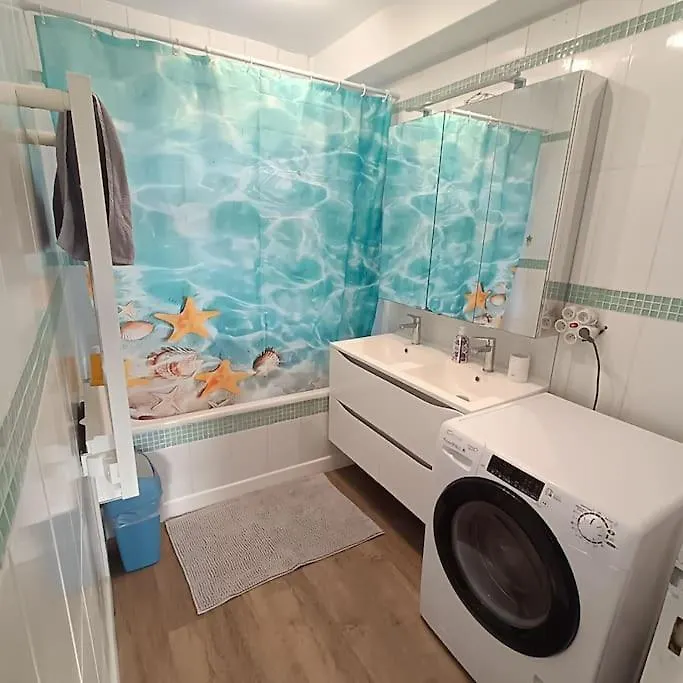 T3 Tout Equipe Avec Petit Balcon Marseille Apartment